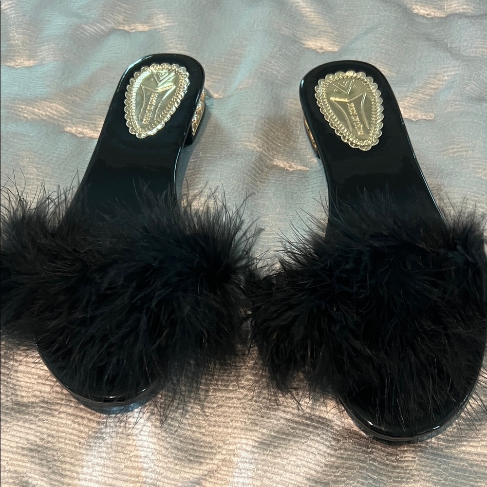 Elegant Black Feathered Women's Slides